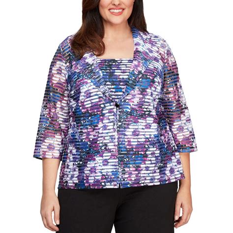 von maur women's plus clearance.